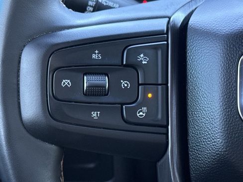 Used 2023 GMC Yukon XL AT4 w/ AT4 Premium Package image 25