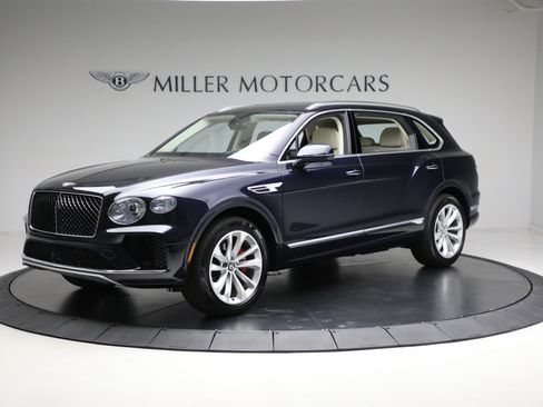 Used 2024 Bentley Bentayga Extended Wheelbase AWD/4WD image 2