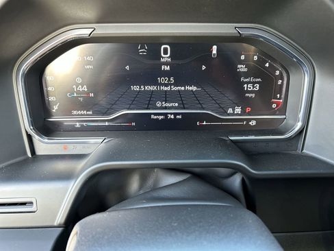 Used 2024 GMC Sierra 1500 AT4 w/ AT4 Preferred Package image 11