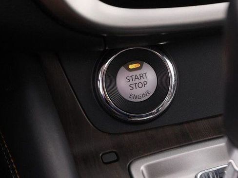 Used 2024 Nissan Murano Platinum w/ Cargo Package image 16