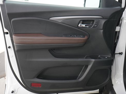 Used 2025 Honda Ridgeline RTL image 21