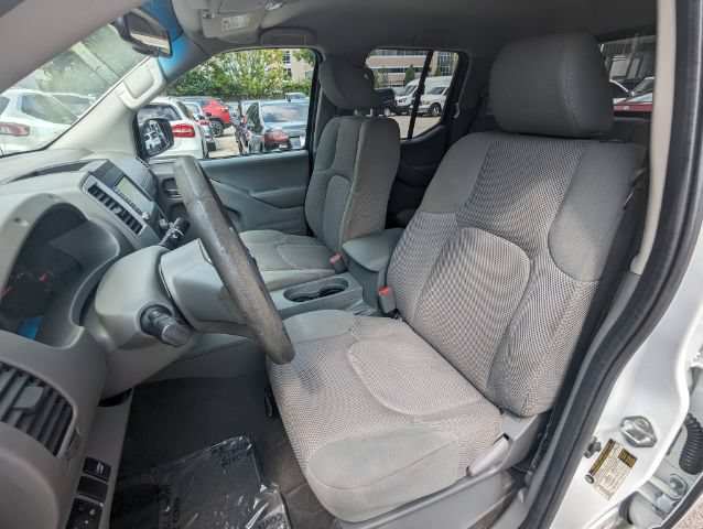 Used 2021 Nissan Frontier SV RWD image 17