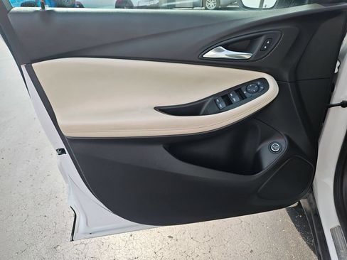 Used 2022 Buick Encore GX Select FWD image 12