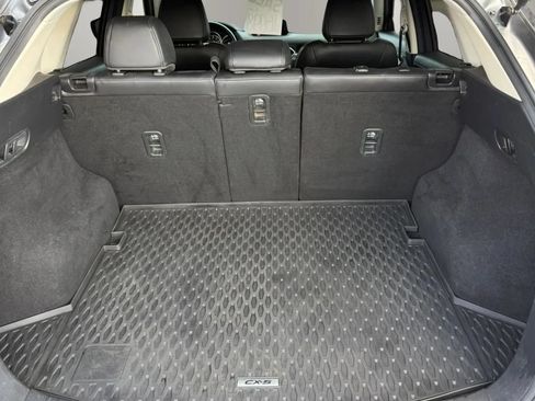 Used 2020 MAZDA CX-5 Touring FWD image 10