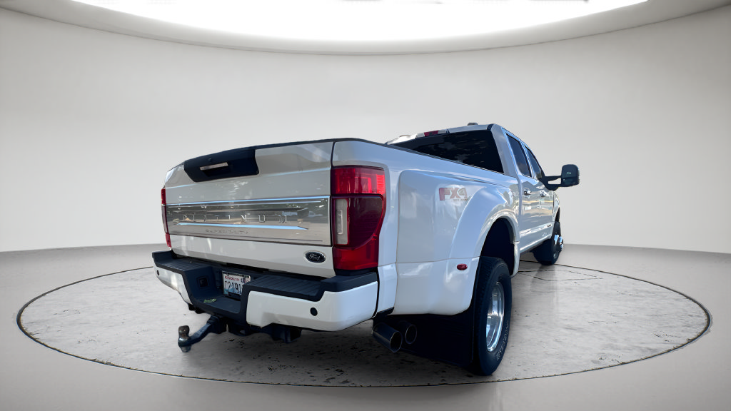 Used 2021 Ford F350 Platinum AWD/4WD image 2
