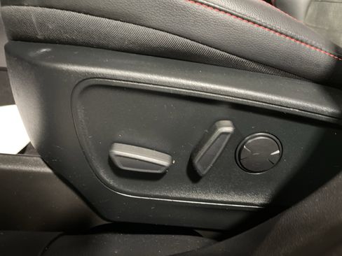 Used 2022 Ford Escape SEL w/ SEL Stealth AWD Package image 11