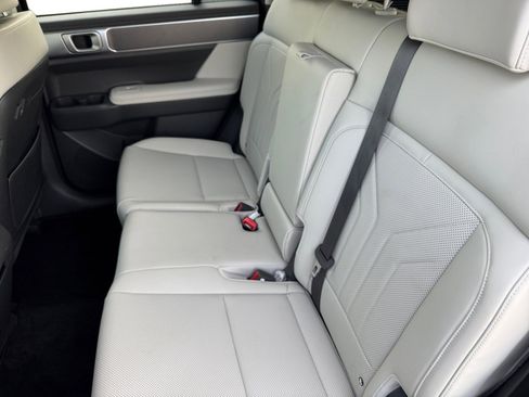 Certified 2025 Hyundai Santa Fe SEL image 13