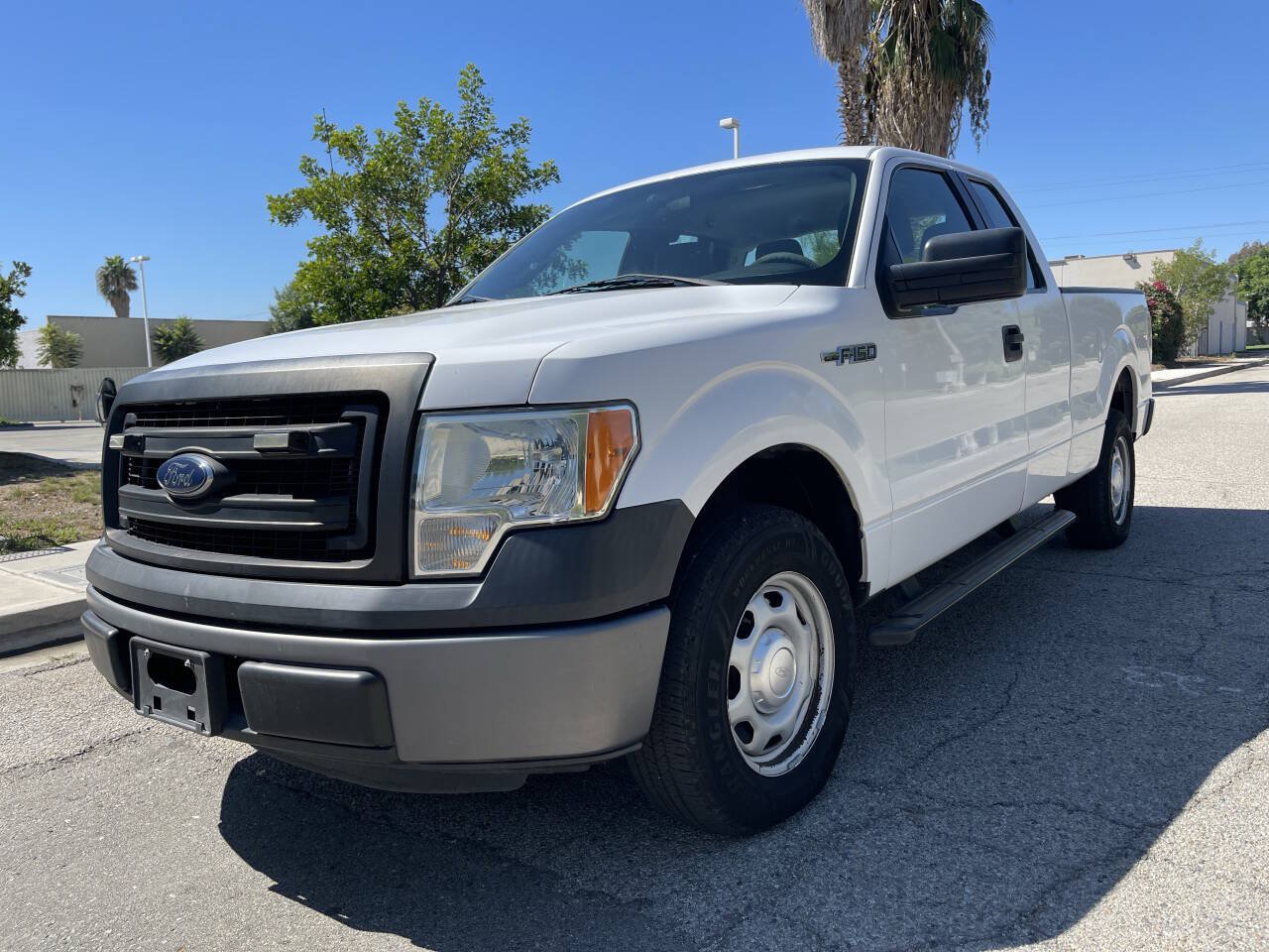 Used 2014 Ford F150 XL RWD image 3