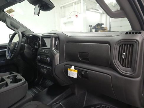 New 2026 Chevrolet Silverado 1500 W/T w/ WT Value Package AWD/4WD image 29