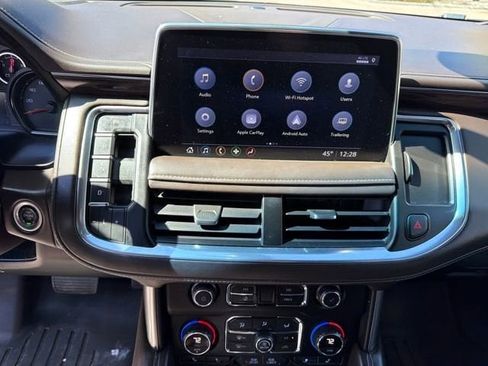 Used 2021 Chevrolet Tahoe Z71 AWD/4WD image 18