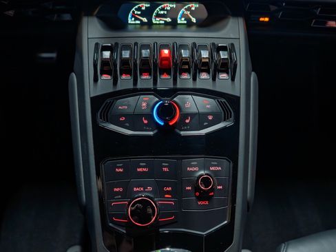 Used 2018 Lamborghini Huracan LP 580-2 image 29