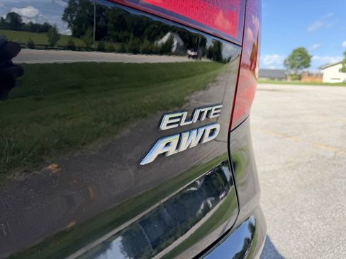 Used 2018 Honda Pilot Elite image 8