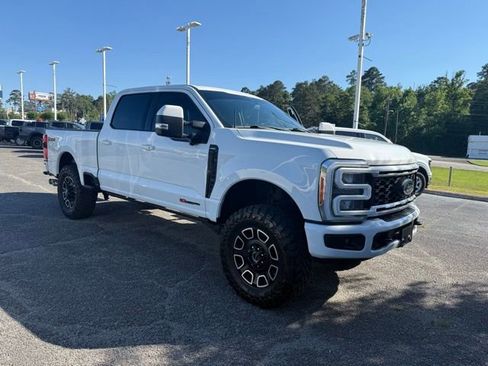 Used 2023 Ford F250 Lariat w/ Sport Appearance Package AWD/4WD image 1