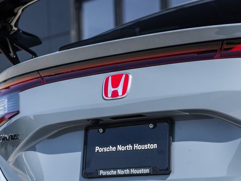 Used 2023 Honda Civic Type R image 15