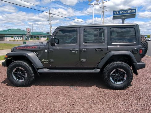 Used 2019 Jeep Wrangler Unlimited Sport S AWD/4WD image 5