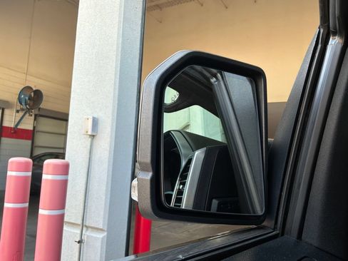 Used 2019 Ford F150 Platinum w/ Equipment Group 701A Luxury AWD/4WD image 33