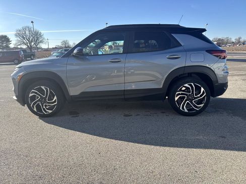 New 2025 Chevrolet TrailBlazer RS w/ Convenience Package image 2