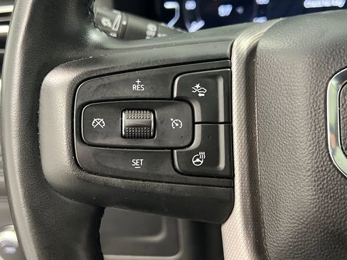 Used 2023 GMC Yukon Denali image 44