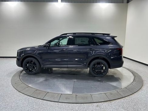 New 2026 Kia Sorento SX image 9