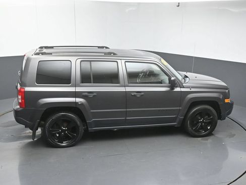 Used 2015 Jeep Patriot Sport FWD image 44