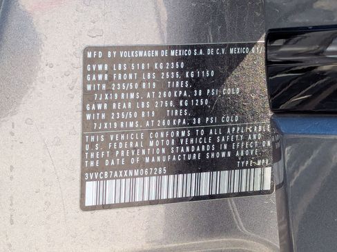 Used 2022 Volkswagen Tiguan SE R-Line image 33