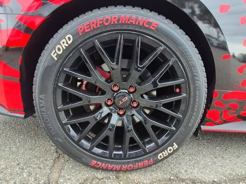Used 2020 Ford Mustang GT Premium w/ GT Performance Package RWD image 12