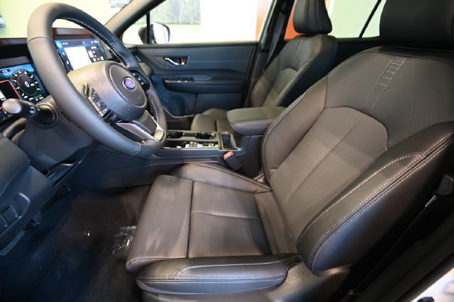 New 2026 Subaru Outback Touring AWD/4WD image 8
