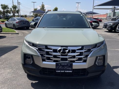 Used 2022 Hyundai Santa Cruz SEL Premium AWD/4WD image 2