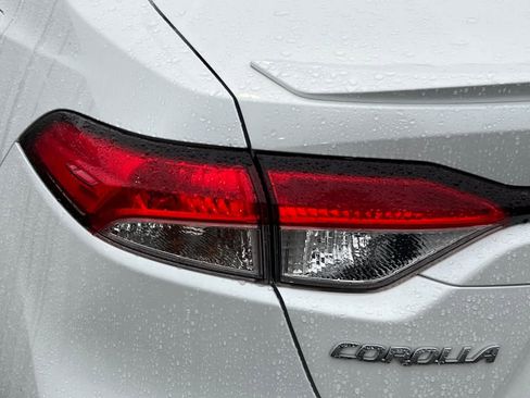 Used 2022 Toyota Corolla SE image 15