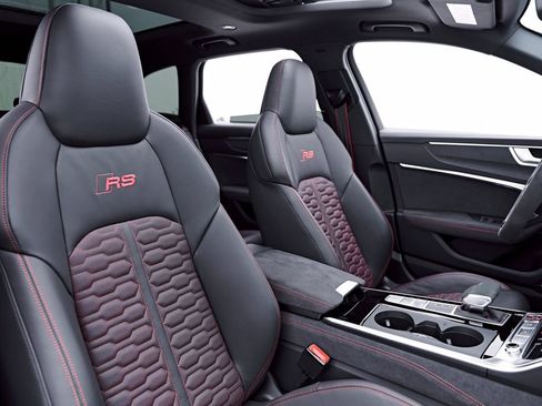 Used 2025 Audi RS 6 performance AWD/4WD image 70