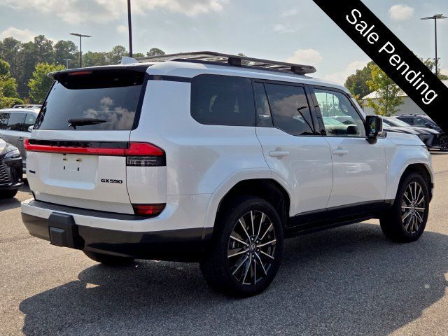 Used 2024 Lexus GX 550 w/ Accessory Package (Z1) AWD/4WD image 5