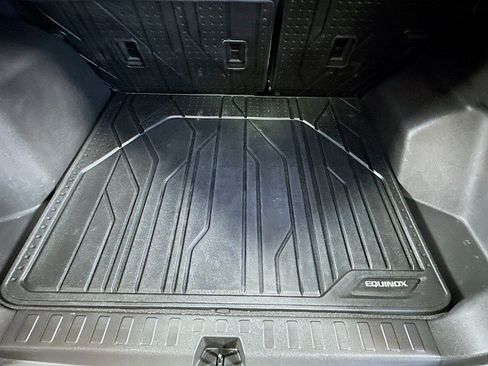 Used 2023 Chevrolet Equinox RS w/ LPO, Floor Liner Package AWD/4WD image 23