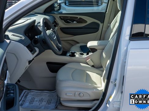 Used 2024 GMC Terrain Denali w/ Denali Premium Package image 19