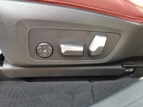 Used 2024 BMW X3 xDrive30i w/ Convenience Package AWD/4WD image 14