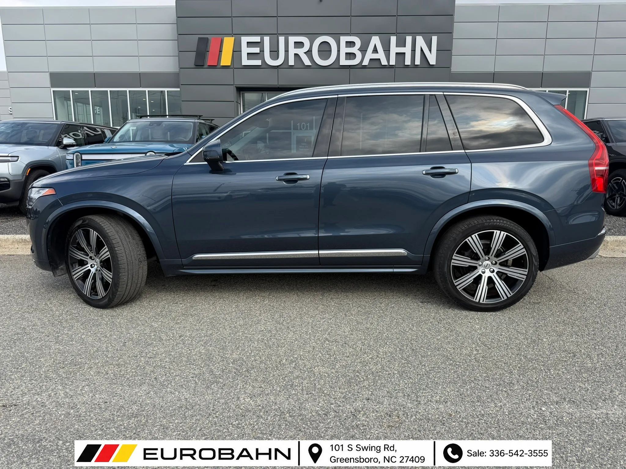 Used 2021 Volvo XC90 T6 Inscription w/ Protection Package Premier AWD/4WD image 2