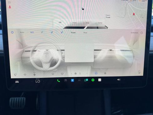 Used 2022 Tesla Model Y Performance AWD/4WD image 26