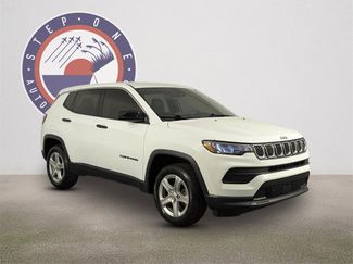 Used 2023 Jeep Compass Sport video 2