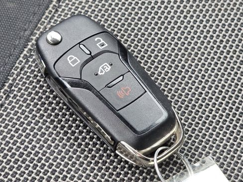 Used 2019 Ford Transit Connect XL image 33