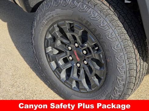 New 2026 GMC Canyon Elevation w/ Convenience Package image 10