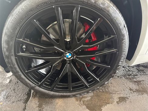 Certified 2023 BMW X5 sDrive40i w/ M Sport Package image 15