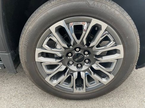 Used 2026 GMC Sierra 1500 Denali Ultimate image 33