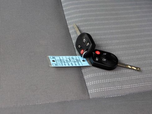 Used 2019 Ford Transit 350 XLT image 30