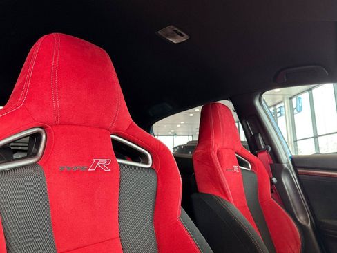 Used 2021 Honda Civic Type R image 17
