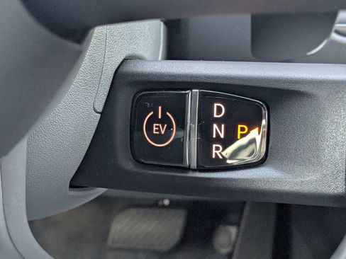 New 2026 Kia EV9 Wind image 35