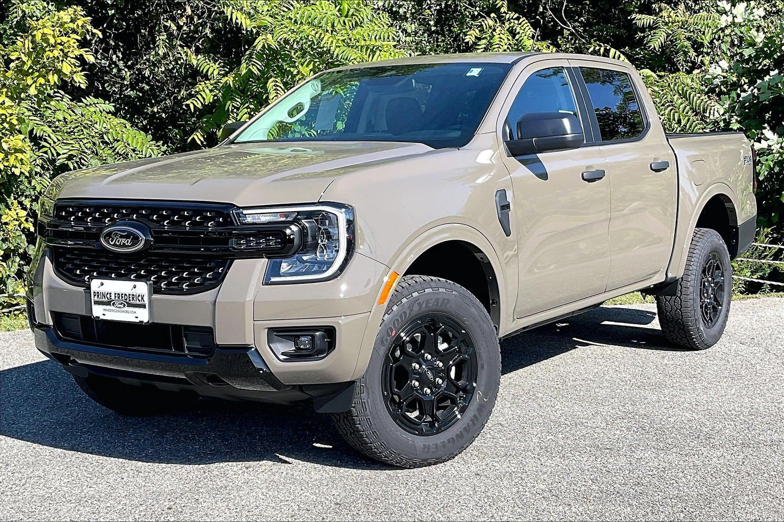 New 2026 Ford Ranger XLT w/ FX4 Off-Road Package AWD/4WD image 2