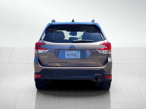 Used 2024 Subaru Forester Premium AWD/4WD image 5