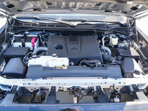 New 2026 Toyota Tundra SR AWD/4WD image 14