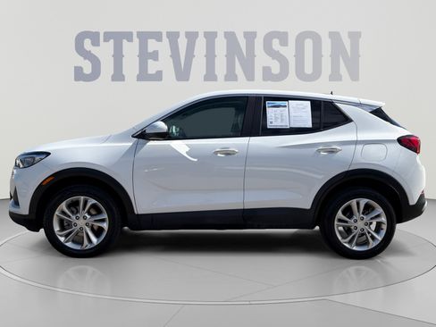 Used 2021 Buick Encore GX Preferred AWD/4WD image 2