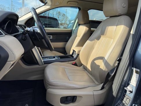 Used 2019 Land Rover Discovery Sport HSE image 7
