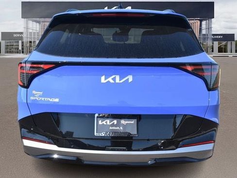 New 2026 Kia Sportage SX FWD image 5
